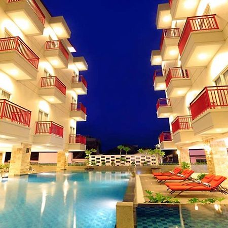 Lombok Plaza Hotel And Convention Матарам Екстериор снимка