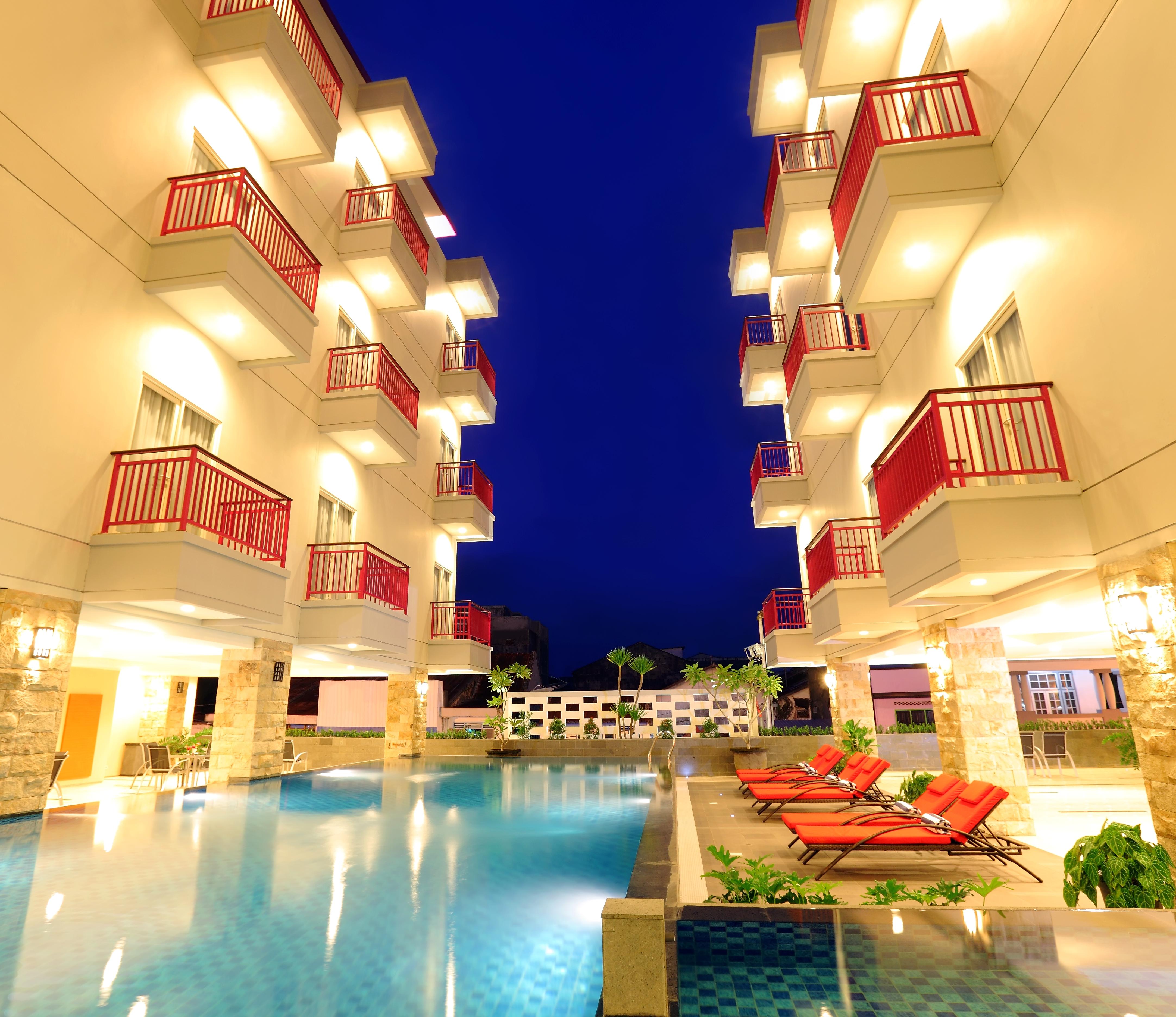 Lombok Plaza Hotel And Convention Матарам Екстериор снимка