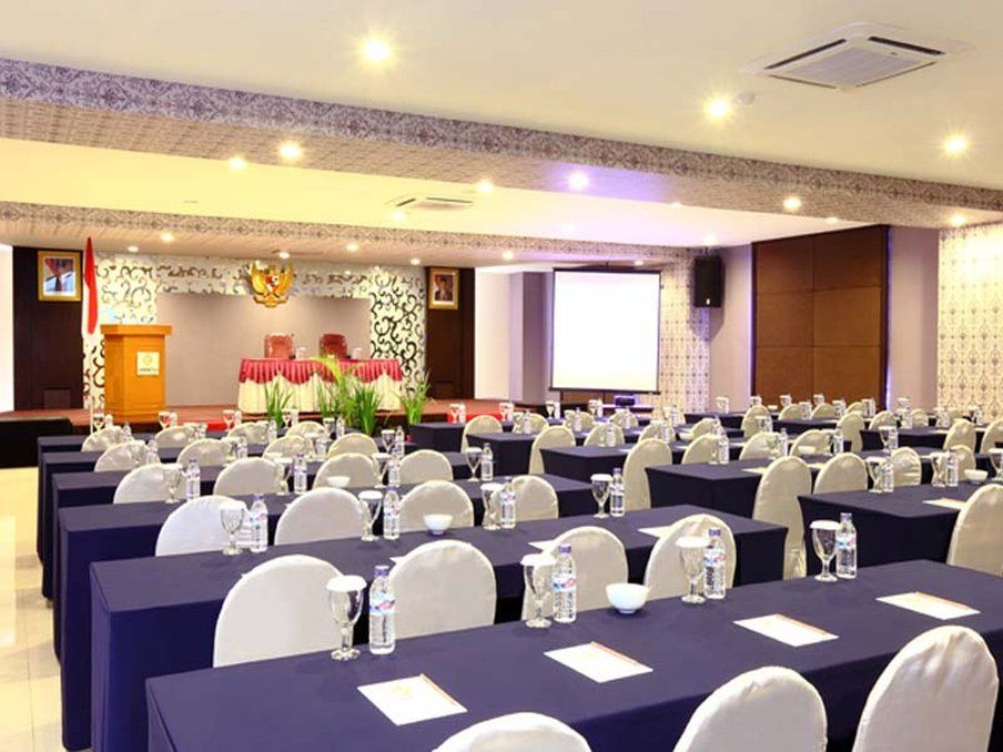 Lombok Plaza Hotel And Convention Матарам Екстериор снимка