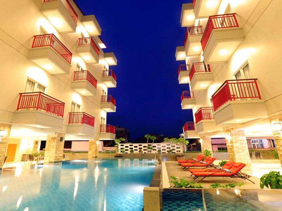 Lombok Plaza Hotel And Convention Матарам Екстериор снимка