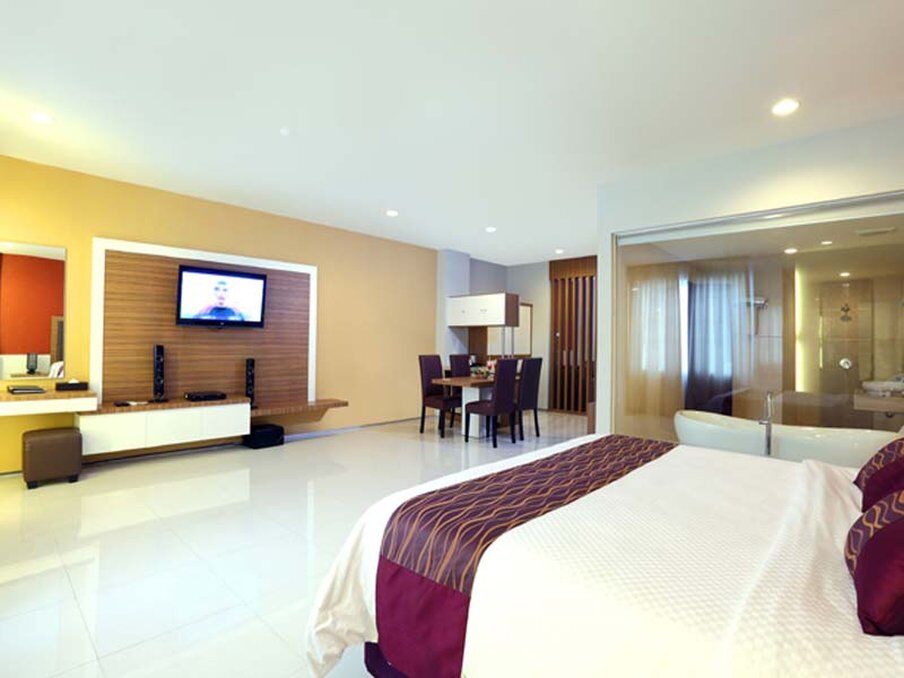 Lombok Plaza Hotel And Convention Матарам Екстериор снимка